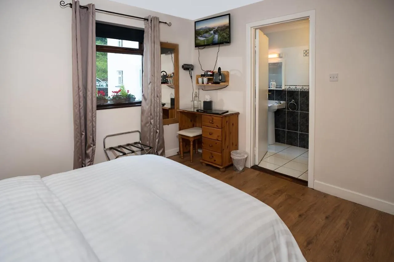 Woodside Lodge Accomodation Westport Guest house
