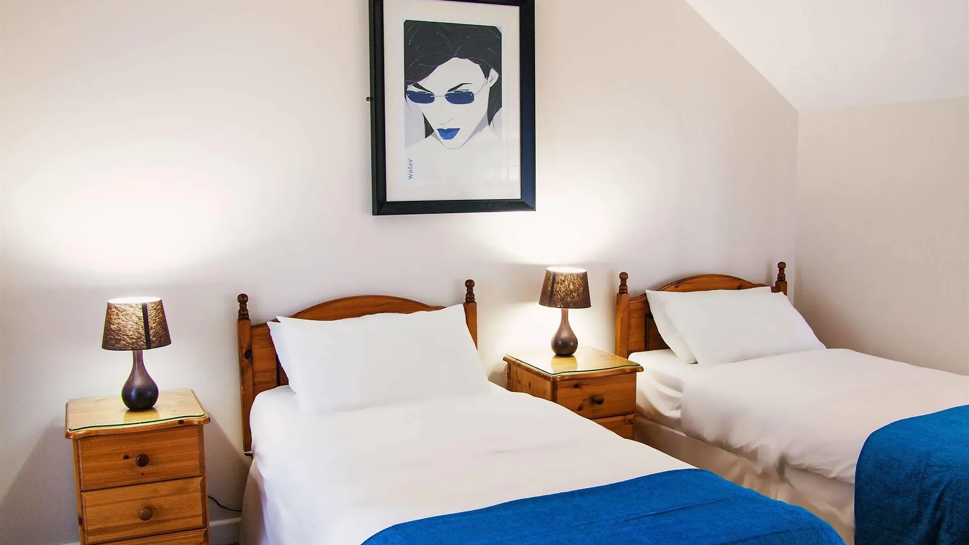 Woodside Lodge Accomodation Westport Guest house